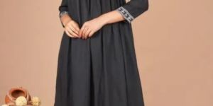 Women Viscose Rayon Kurta Pant Set