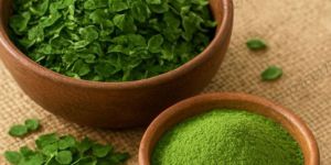 Organic Dry Moringa Leaves