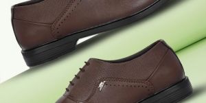 Mens Brown Derby Horsebit Lace-Up Shoes
