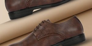 Mens Brown Derby Textured Lace-Up Shoes