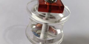 Crystal Coil Red Curtain Stopper