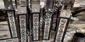 Stainless Steel Wooden Interior Master Pillar