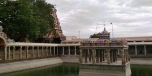Sri Aalanthuraiyar or Vadamoolanathar Shiva Temple