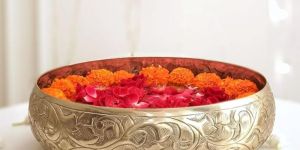 Golden Polished Round Metal Urli