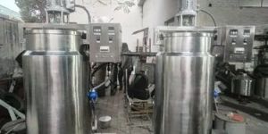 Liquid Mixer Machine