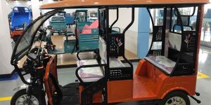 Plaudit 100 E- Rickshaw