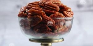 Premium Pecan Nuts
