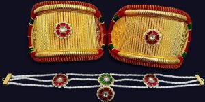 Sheesh Full with Bajuband Rs 2199