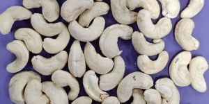 S320 Cashew Nuts