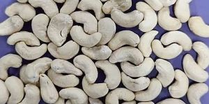 W400 Whole Cashew Nuts