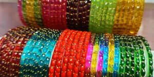 Raindrops Glass Bangles