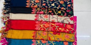 Ladies Multicolor Embroidered Kashmiri Pashmina Shawl