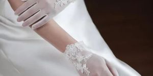 Holy Communion Gloves