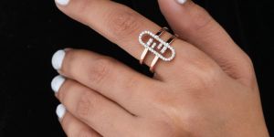 Ladies Fancy Diamond Ring