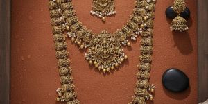 Traditional Temple Style Rajwadi Polish Full Stone Necklace Set