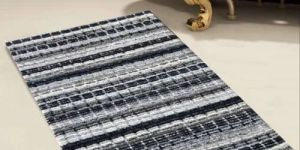 Traditional Handwoven Cotton Rug