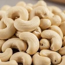 W320 Creamy Cashew Nuts