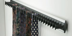 Pull out Tie Rack