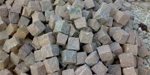 Pink Granite Cobble Stone
