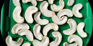 JH Split Cashew Nuts
