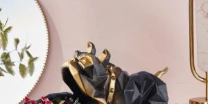 Resin Bulldog Showpiece