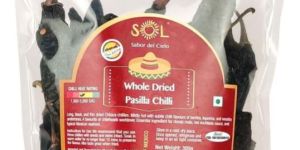 Sol Whole Dried Pasilla Chillies with Stem (300g)