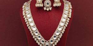 White Color Long Kundan Necklace Set (KN1344WHT)