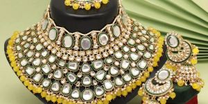 Yellow Color Kundan Necklace Set (KN1345YLW)