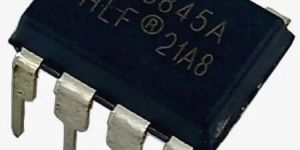 UC3845 Current Mode PWM Controller IC DIP-8 Package