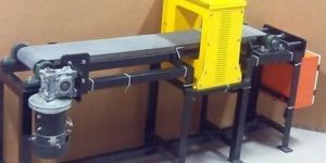 Conveyor Type Demagnetizer