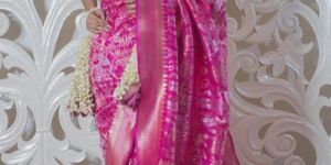 VANDANA SILKS BANARAS Karunamayi Pink Pure Banarasi Silk Saree with Jaal Work