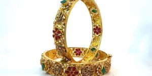 Ladies Gold Bangle Set Bn010