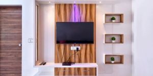 T.v CABINET R 339