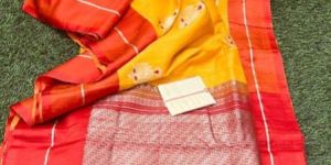 Satan Patta Alfi Buta Tussar Silk Banarasi Saree