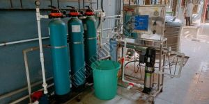250 LPH Reverse Osmosis System for Dialysis