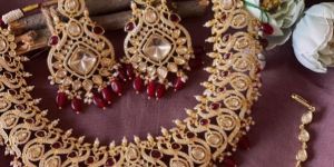 Ladies Traditional Polki Necklace Set