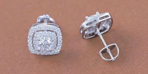 Solitaire Diamond Earrinngs