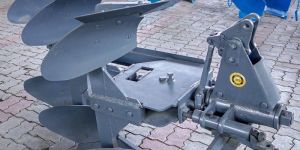 S Model Hydraulic Plough