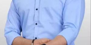 Men Plain Full Sleeve Poly Cotton Shirt