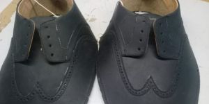 Mens Black Brooks Shoes