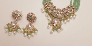 Art No. 750A Choker Kundan Necklace Set