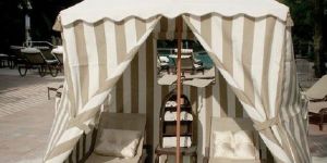 Beach Shade Tent