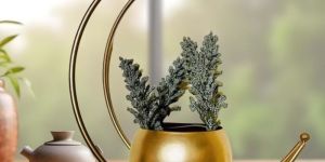 Moon Shape Metal Flower Vase