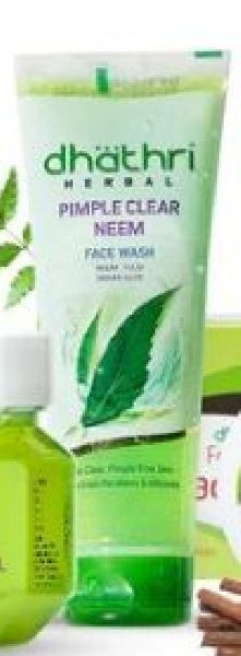 Pimple Clear Neem Face Wash (100ml)