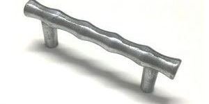 PEWTER 4? HELICAL PULL HANDLE