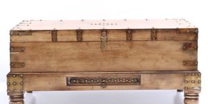 Wooden Storage Coffee Table Box with Brass Fitting