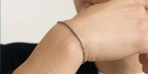 Square Box Chain Bracelet