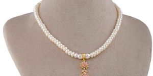 Whispering Roses Women Pearl Necklace Set