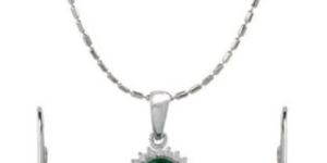 Women Emerald And Diamond Oval Pendant And Earrings Set