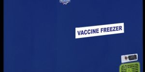 Vaccine Ice Pack Freezer MFR250